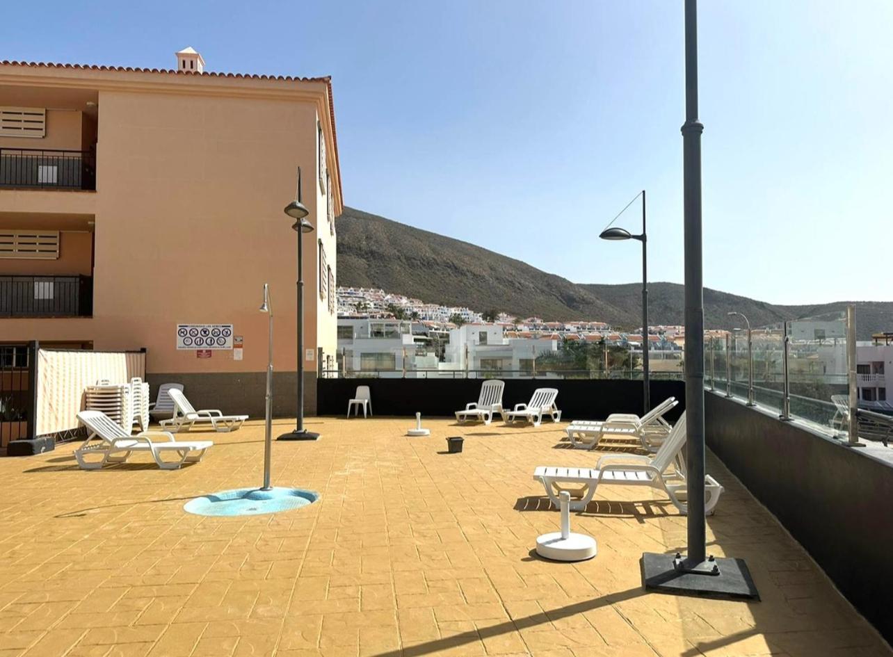 Los Cristianos Piscina Y Terraza Экстерьер фото